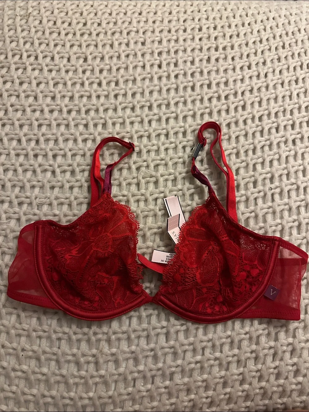 Victoria's Secret Red Lace Underwire Bra